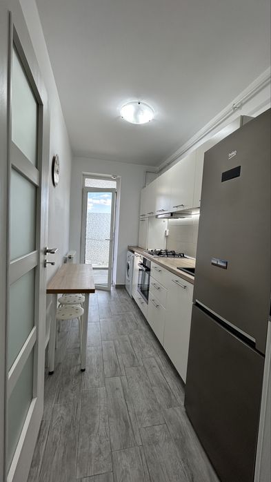 Garsoniera de inchiriat + Loc de parcare privat inclus