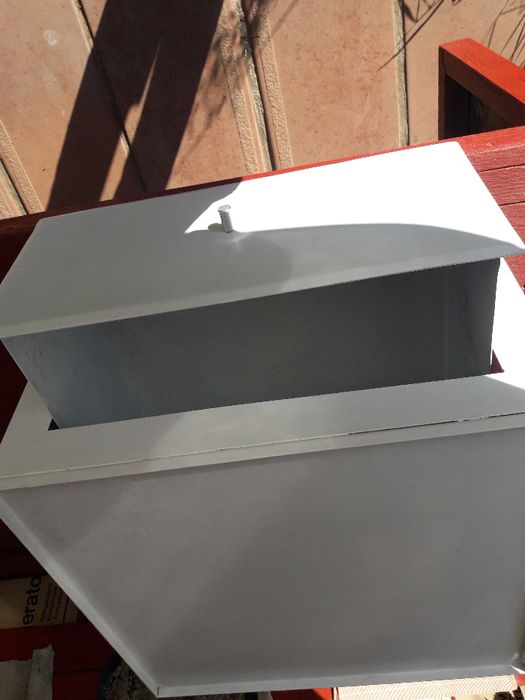 Продам подставку под холодильник