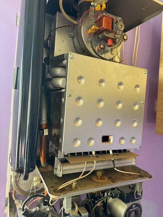 Centrala termica Protherm Lynx 24 cu Tiraj Fortat Functionala