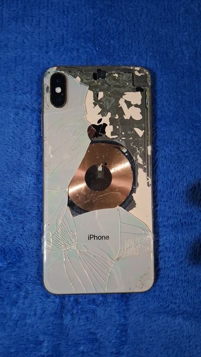 Iphone xs pentru piese