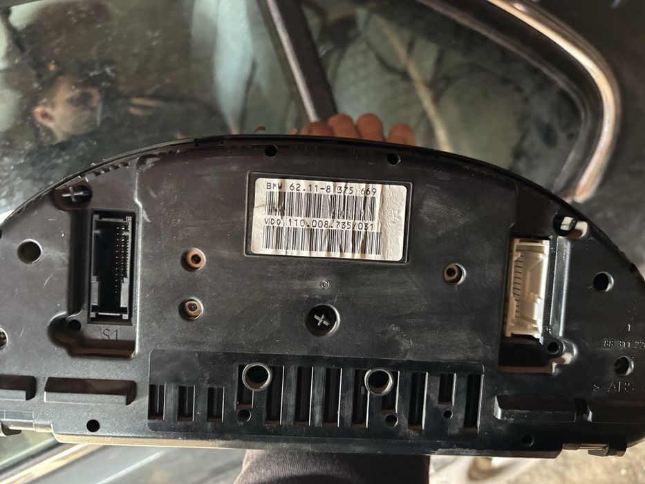 Продам приборку е39