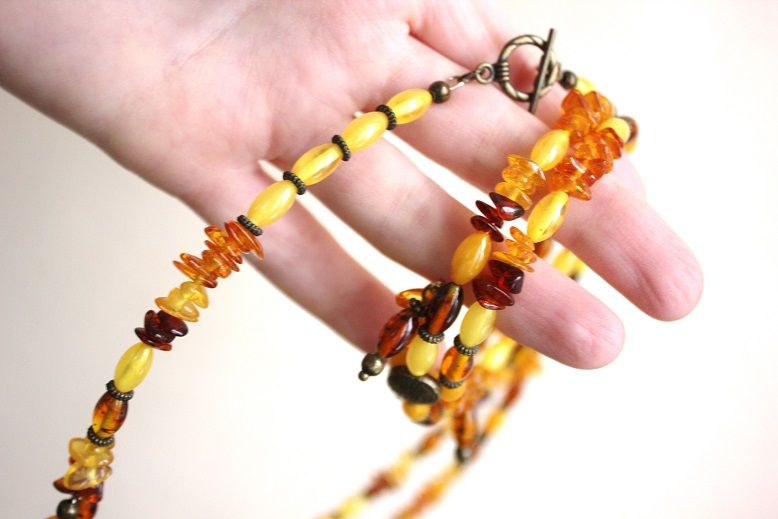 Комплект янтарный (колье+браслет)