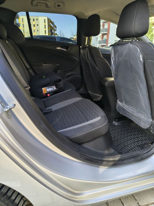 Opel Astra K automată, 1.5 Diesel, 8+ 1 viteze