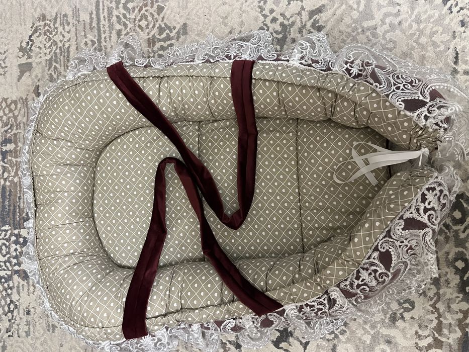 Продам конверт на выписку