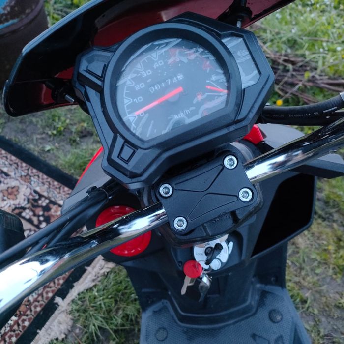 Продам скутер б/у