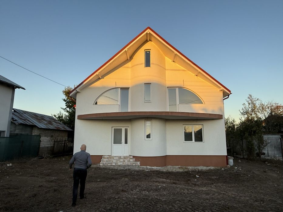 Casa 130 m2 Roata de jos