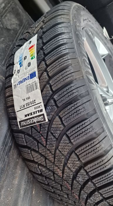 Volksvagen /Skoda Camig 5х100 17 цола Skoda Kamig +Гуми 205 55 17 Brid