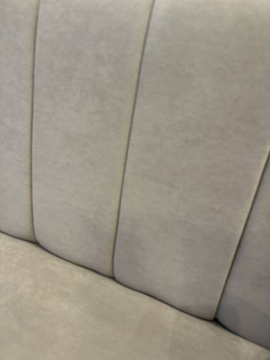 Диваны со склада Диваны в рассрочку Диван оптом Столы для кафе