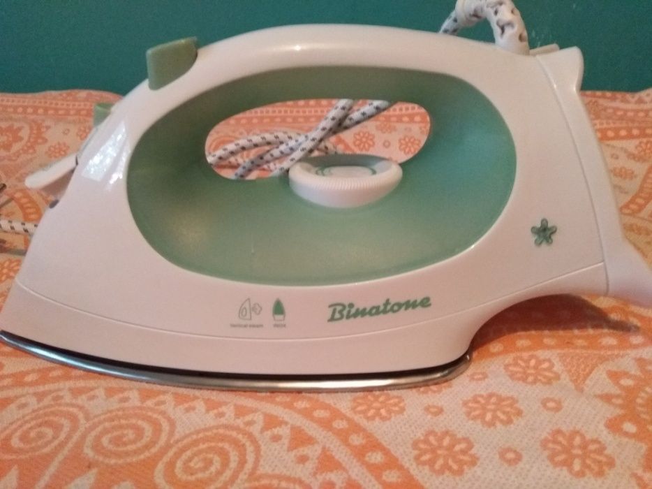 Продается утюг для глажки одежды