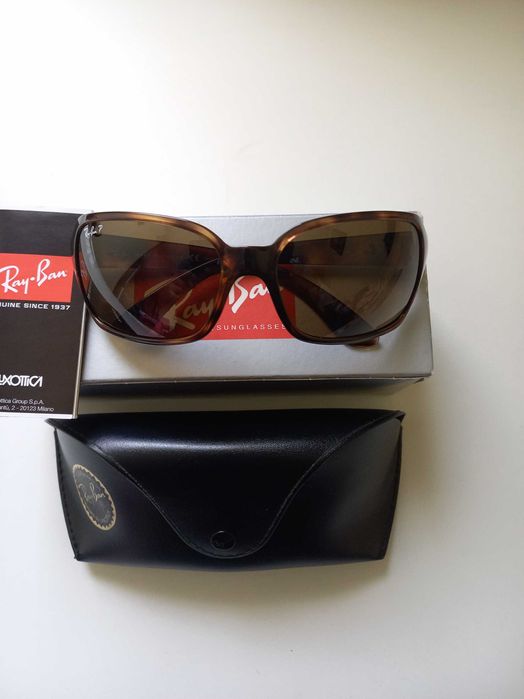 Ray-Ban RB4068 642/57 Polarized оригинални слънчеви очила