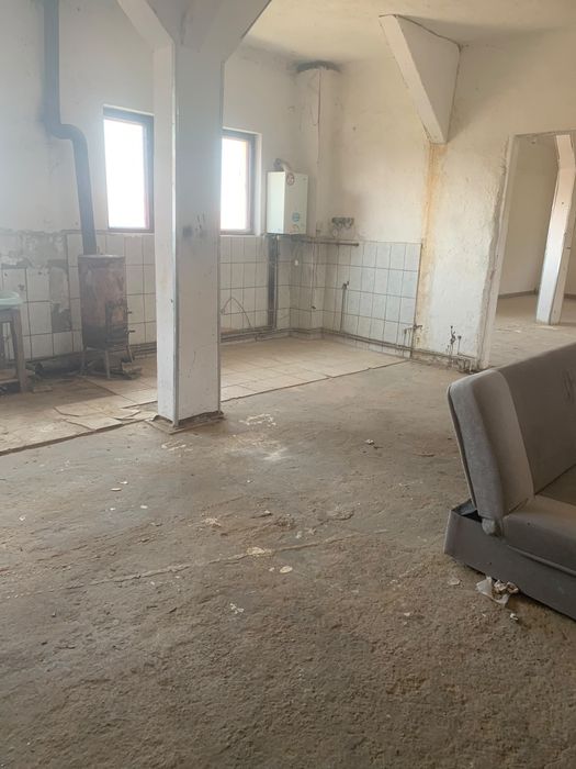 Ofer spre inchiriere spațiu / atelier 125 m2  in Sibiu