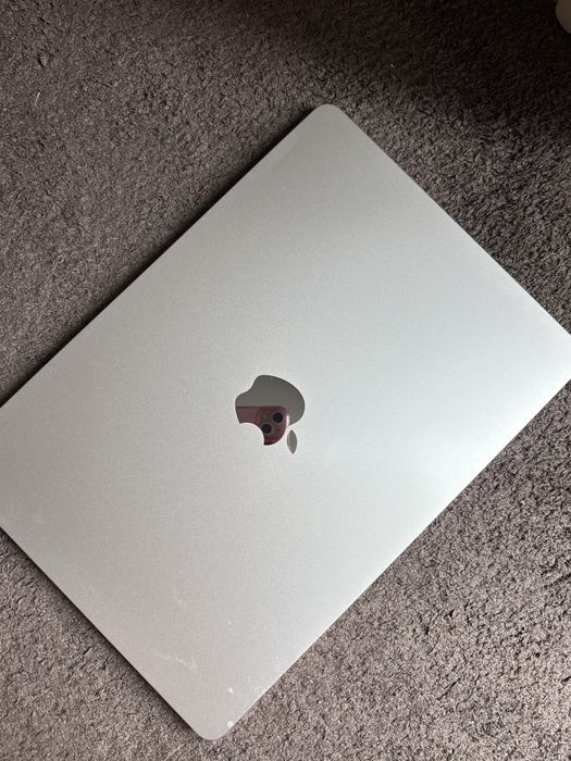 macbook air m2 2022 года