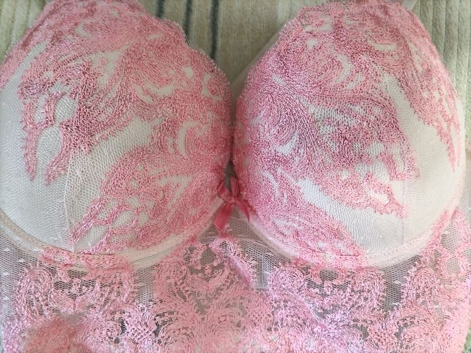 Продам шикарный новый бюстгалтер!