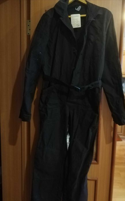 продам спецодежду комбинезон .халат