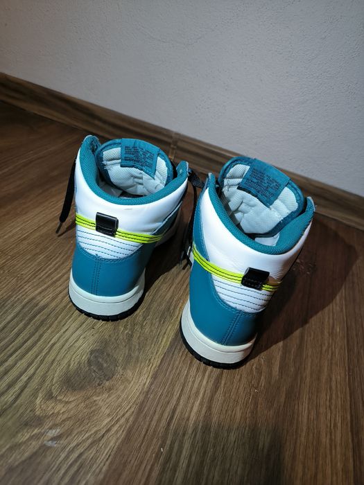 Adidași Nike Jordan 1