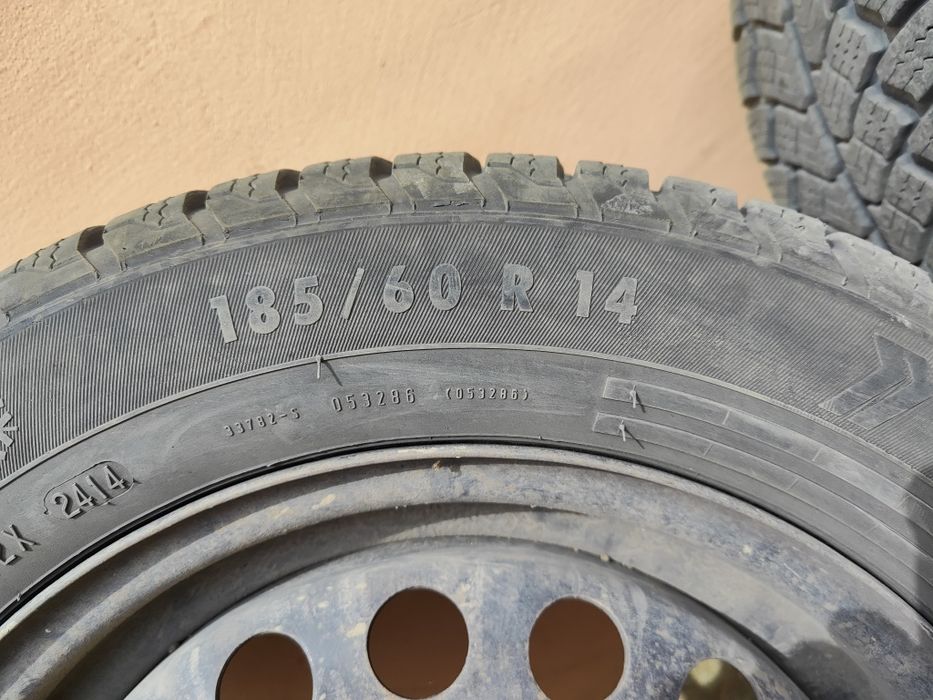 Зимни гуми с джанти за  Опел aстра g