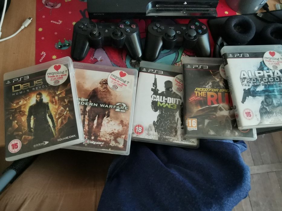 PS3 2 controlăre și 10 jocuri