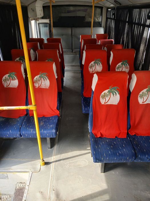 Isuzu aftobusi sotiladi tez va arzon narxlarda