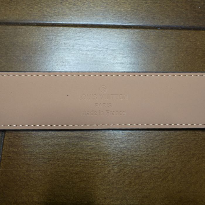 Curea LV Carouri Neagra Catarama Argintie 110cm