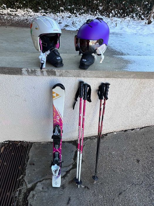 Skiuri Fischer KOA 90 cm + Clapari + Bete si Casca