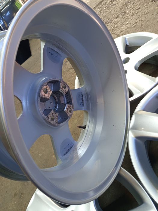 16" Пежо Оригинални Джанти 4x108