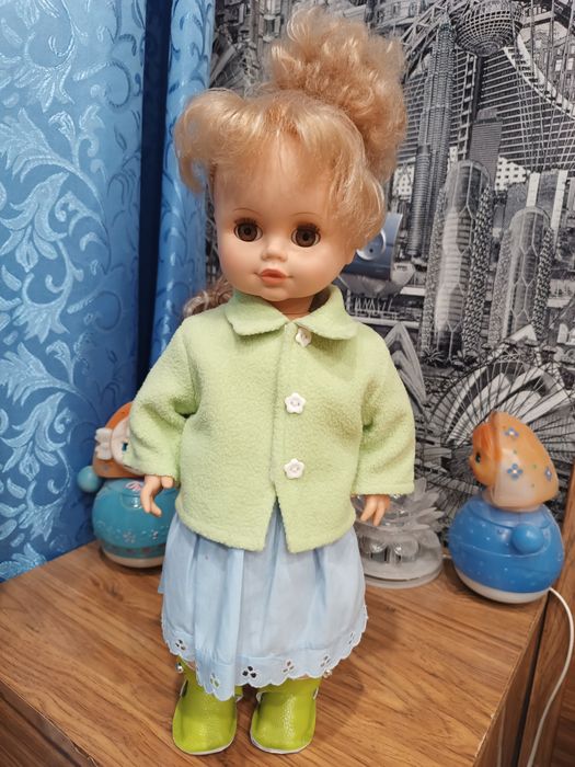 Продам кукол фабрика Весна.