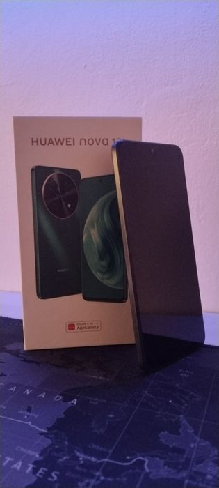 Xuawei nova 12i.
