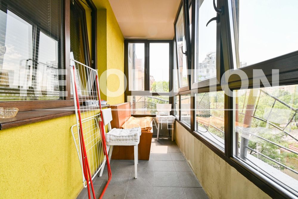 Дава се под наем Двустаен апартамент в София, Стрелбище - 75 кв.м за 598.23 € - Снимка #9