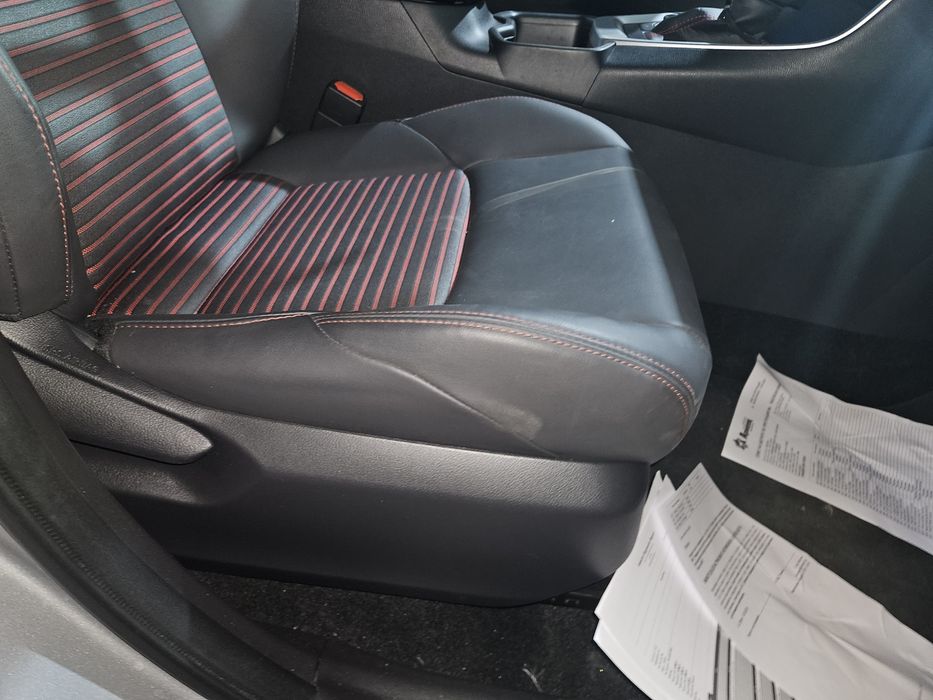 Седалки/салон за Toyota Rav4 2023г