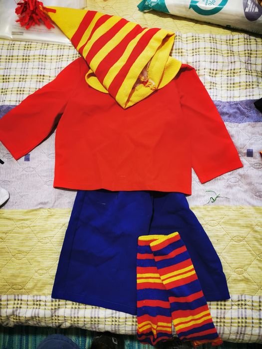 Продам новогодние костюмы