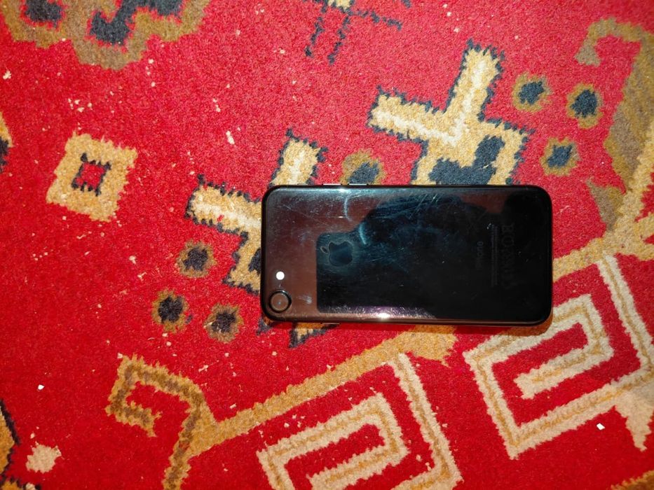 Iphone 7 хорошем состояние