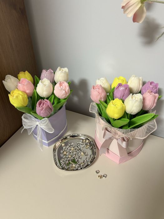 букет лалета соев восък