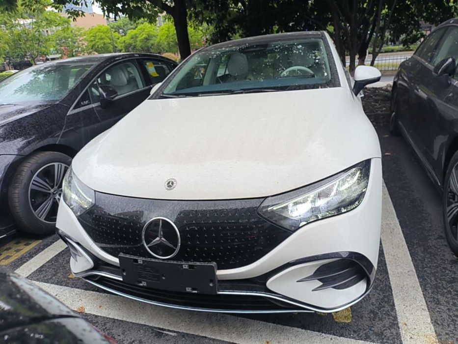 Mercedes-Benz EQE 500 4MATIC Pioneer Edition
