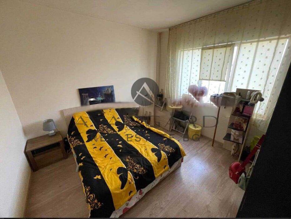 Продава се Тристаен апартамент в Пловдив, Изгрев - 72 кв.м за 1216 €/кв.м - Снимка #3