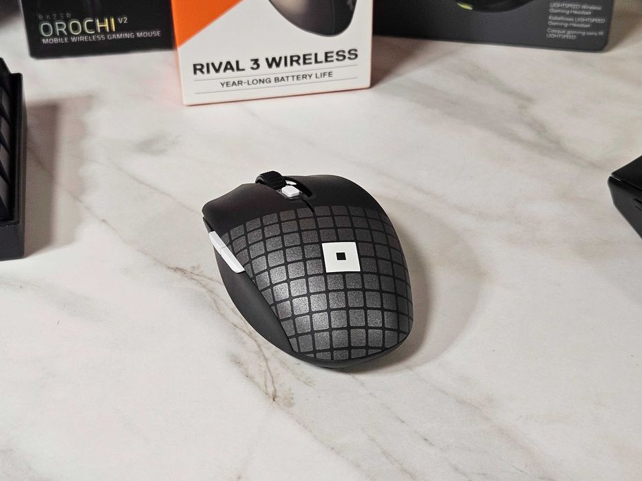 Безжичен комплект: клавиатура Redragon + Logitech G435 + мишка