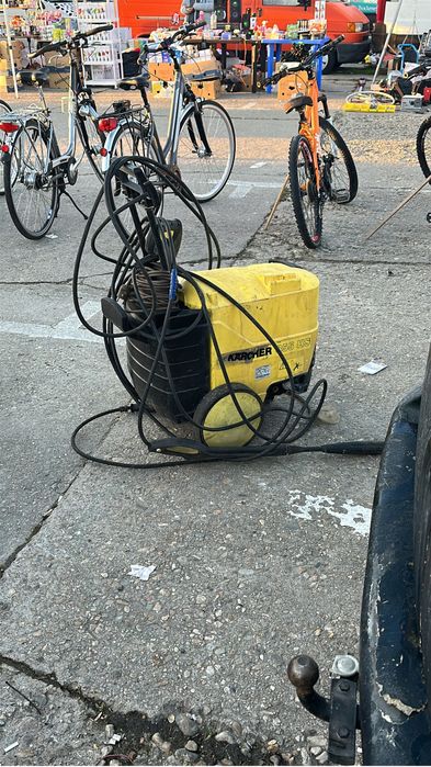 Karcer apa calda si rece