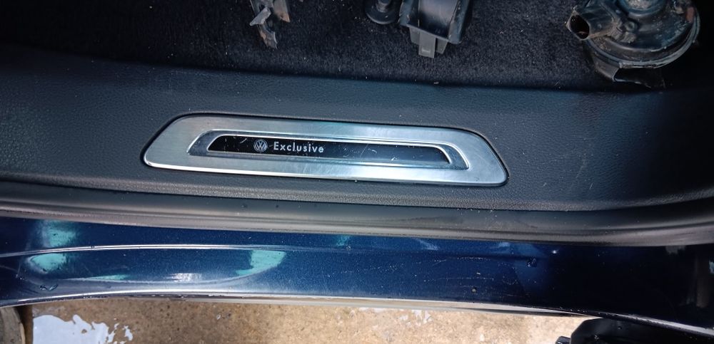 VW Touareg 3.0 V6 TDI , CRC motor 245 к.с. ,2014 г. , 60 броя на части