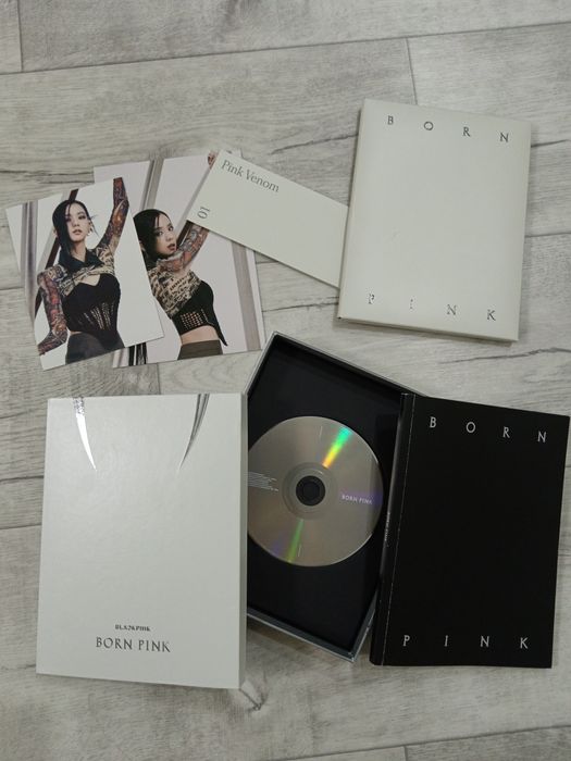 Продам бокс с kpop выгодно