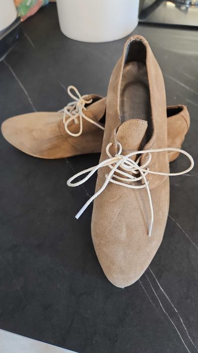 Pantofi piele intoarsa masura 36