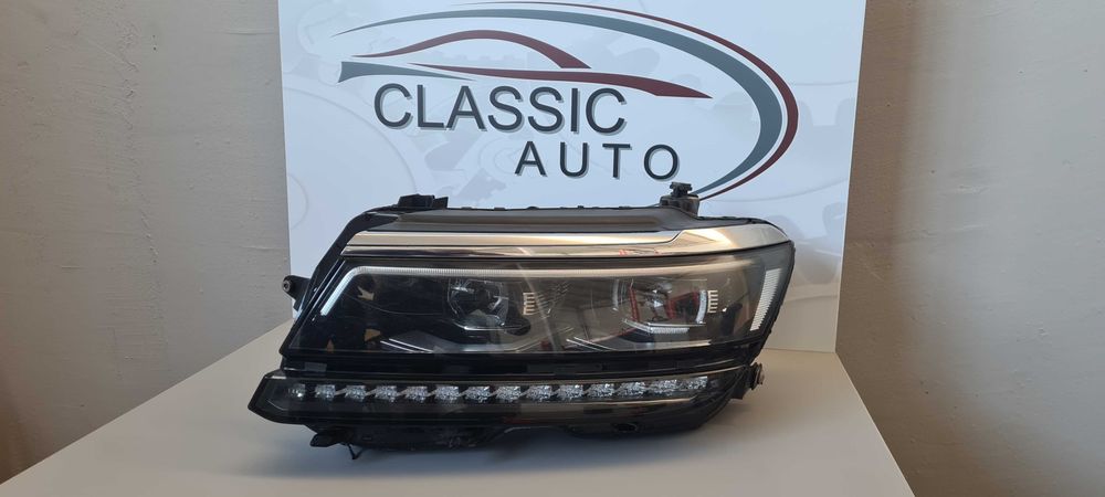 Ляв фар VW Tiguan 17г.