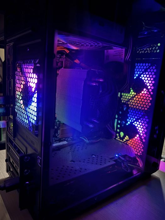 PC GAMING RX 580 8GB i7 6700 16GB RAM