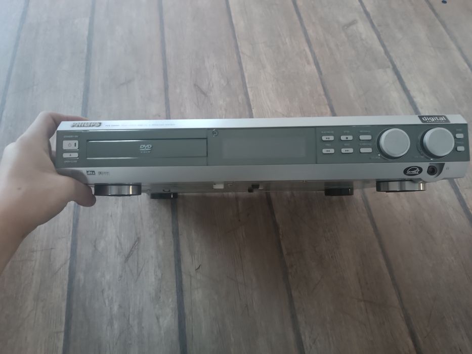 Продавам аудио система Philips MX 3800D