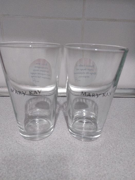 Продам бокалы фирмы" MARY KAY "