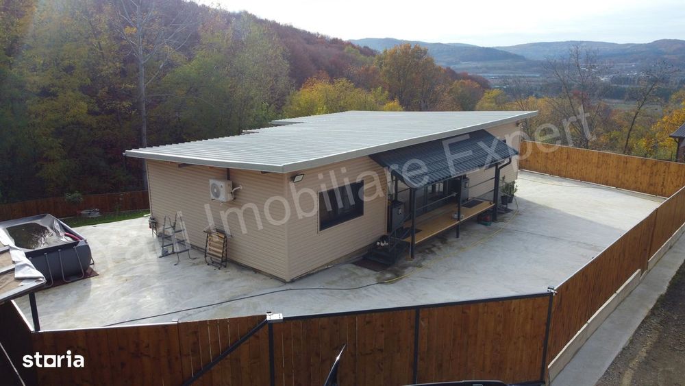 Casă de vânzare în Curtea de Argeș, strada Anghelești.