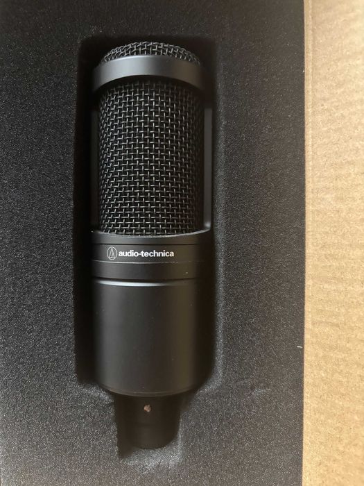 Audio Technica AT2020 + Suport de masă și filtru pop