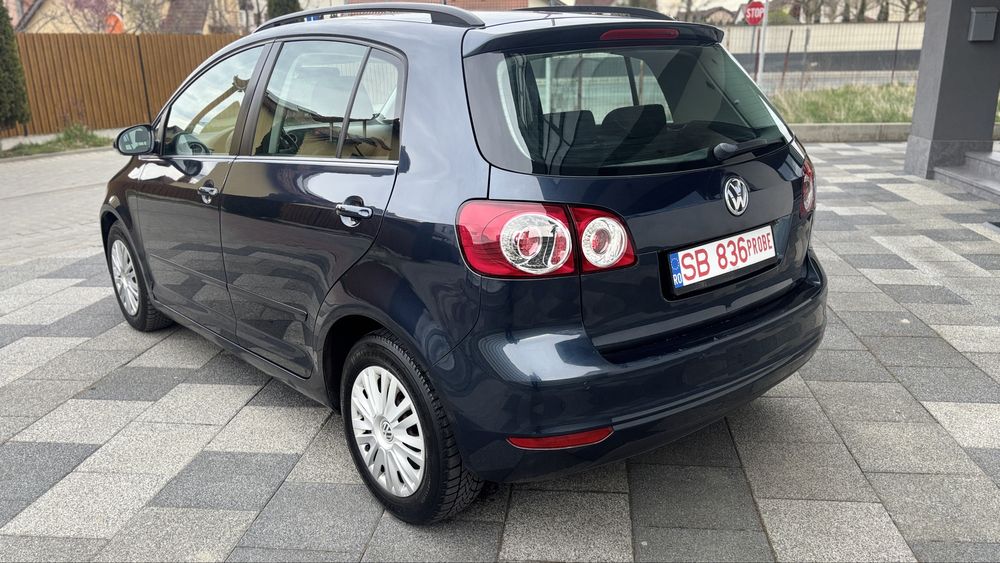 Vw golf 6 plus an 2010 recent adus Germania