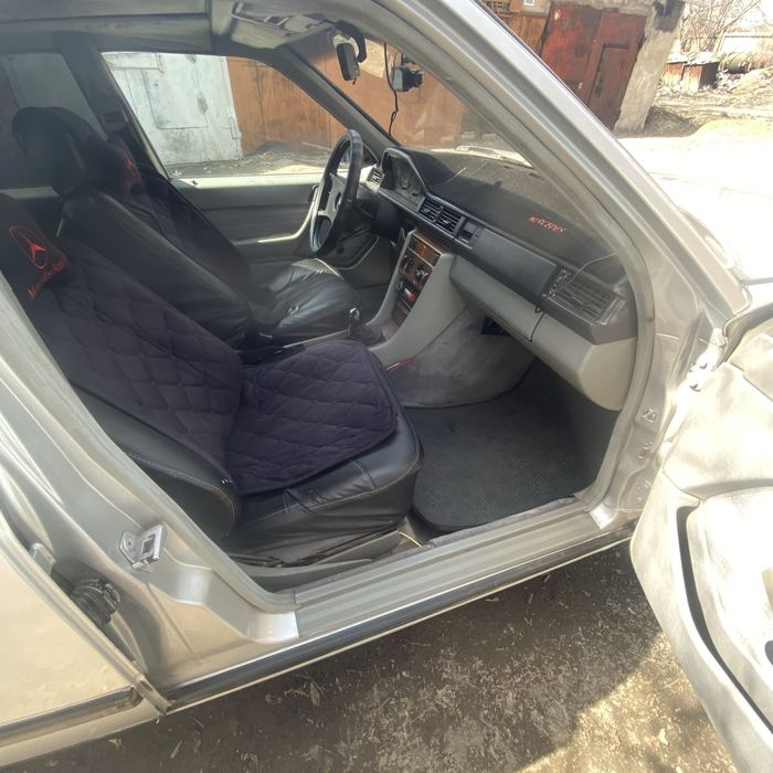 Продам машину.