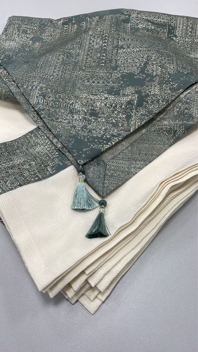 Раннеры и салфетки на стол