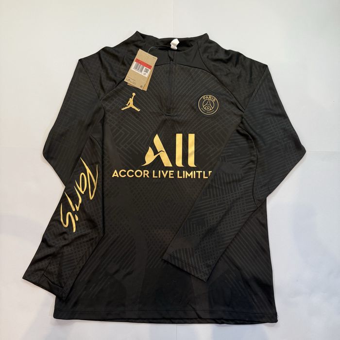 Екип Nike PSG "Black And Gold"! НОВ!