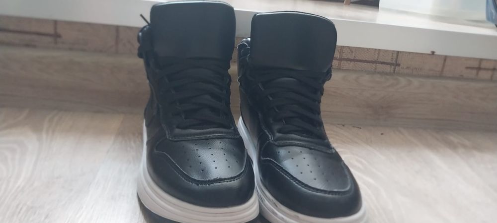 Демисезонные ботинки на мальчика